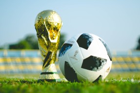 2026世界杯赛程-穆雷三赛季高光表现，阿森纳球迷沸腾！
